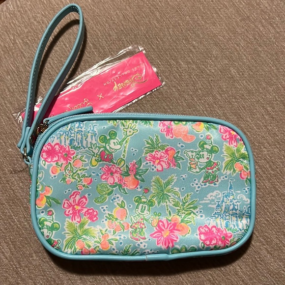 Lilly Pulitzer Handbags - Disney x Lilly Pulitzer Wristlet